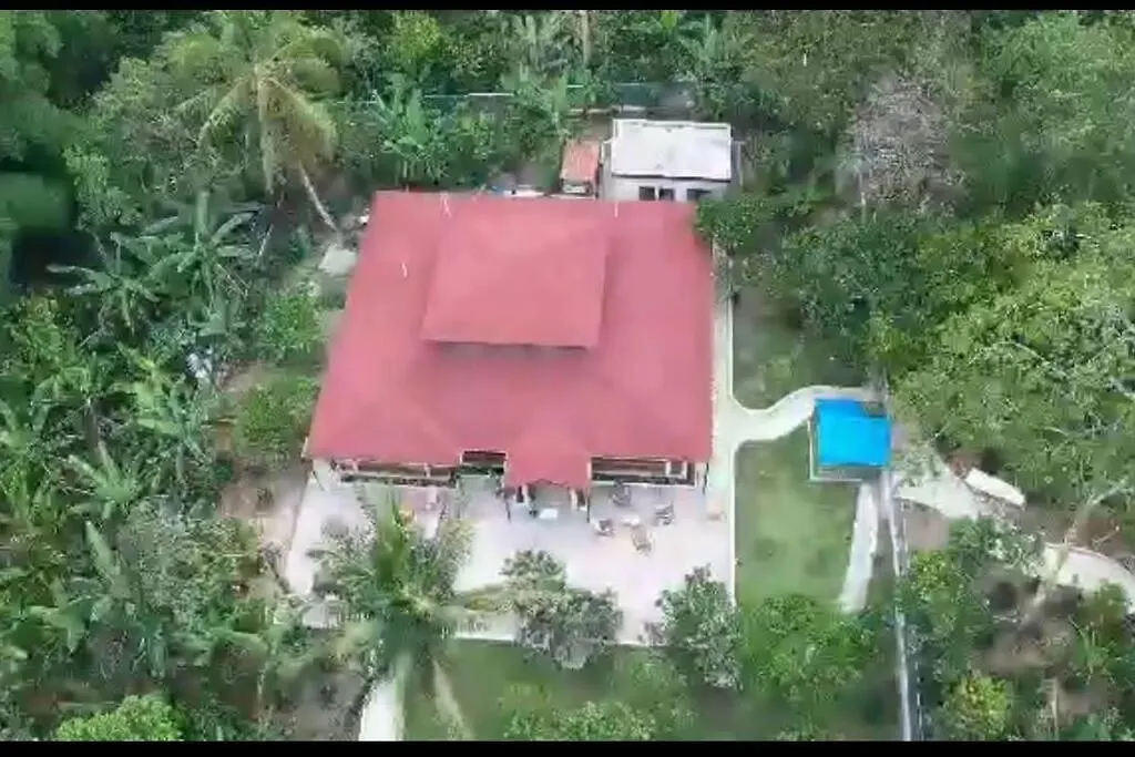 Villa Escondida location